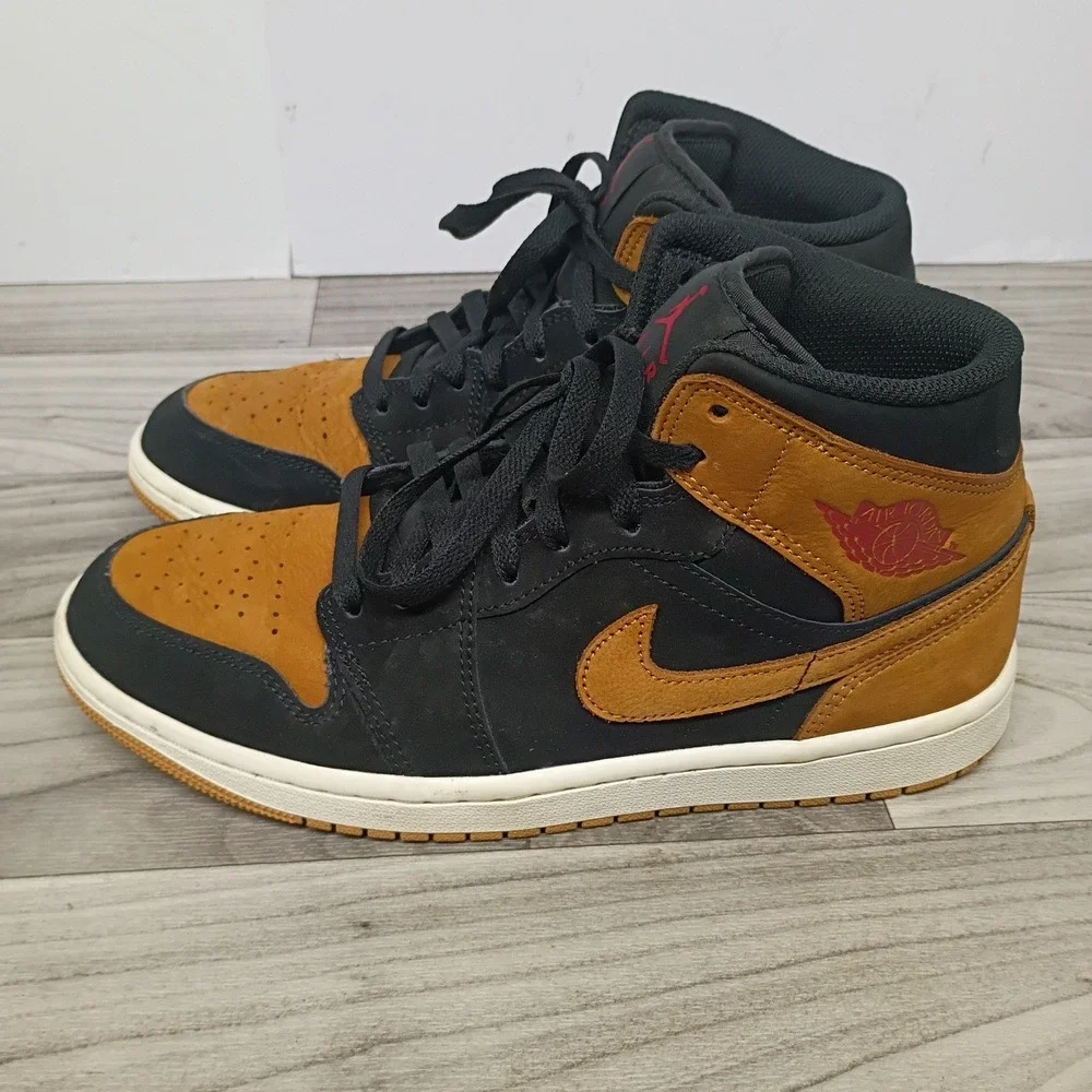 Nike Air Jordan 1 Mid SE Shoes  Black Flax Varsity Red HV4091-002 Men's Size 8